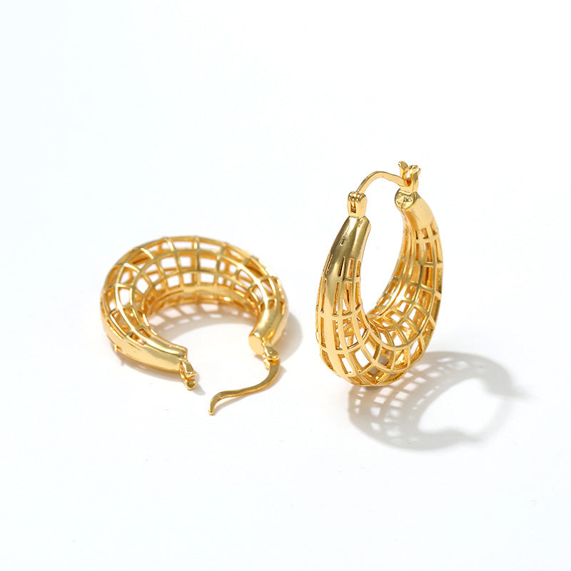 Old Gold Light Luxury Exaggerated Earrings