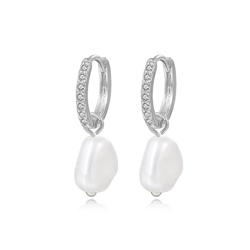 Temperament Pearl Autumn And Winter Earrings