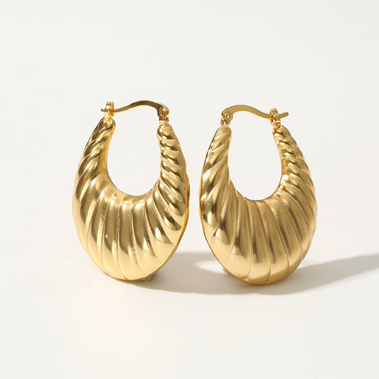 Old Gold Light Luxury Exaggerated Earrings